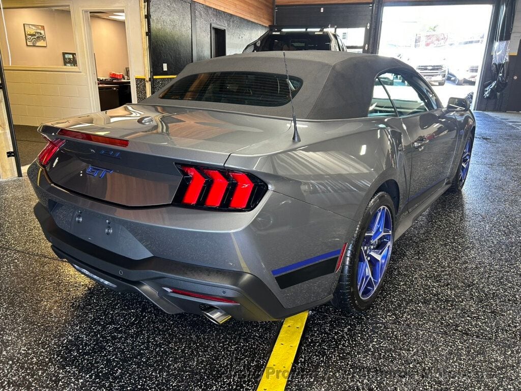 2025 Ford Mustang GT Premium Convertible (C15972) - Image 3