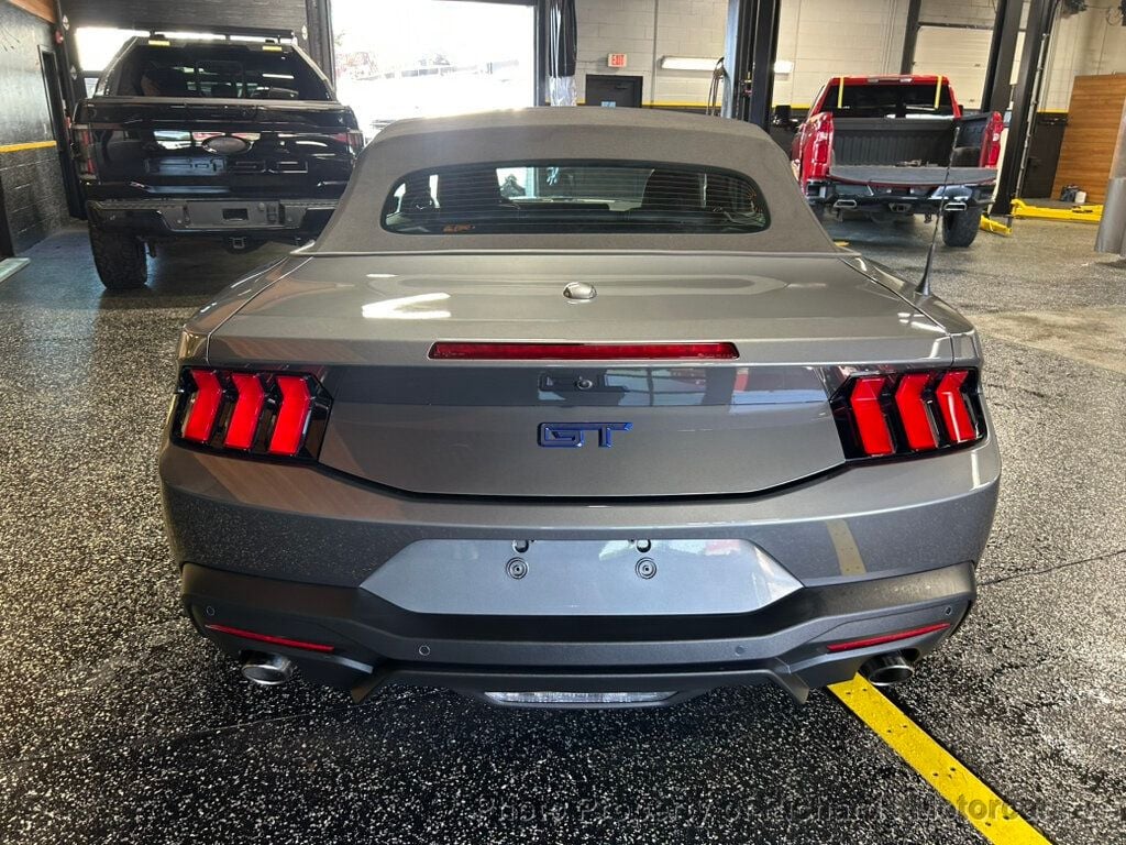 2025 Ford Mustang GT Premium Convertible (C15972) - Image 4