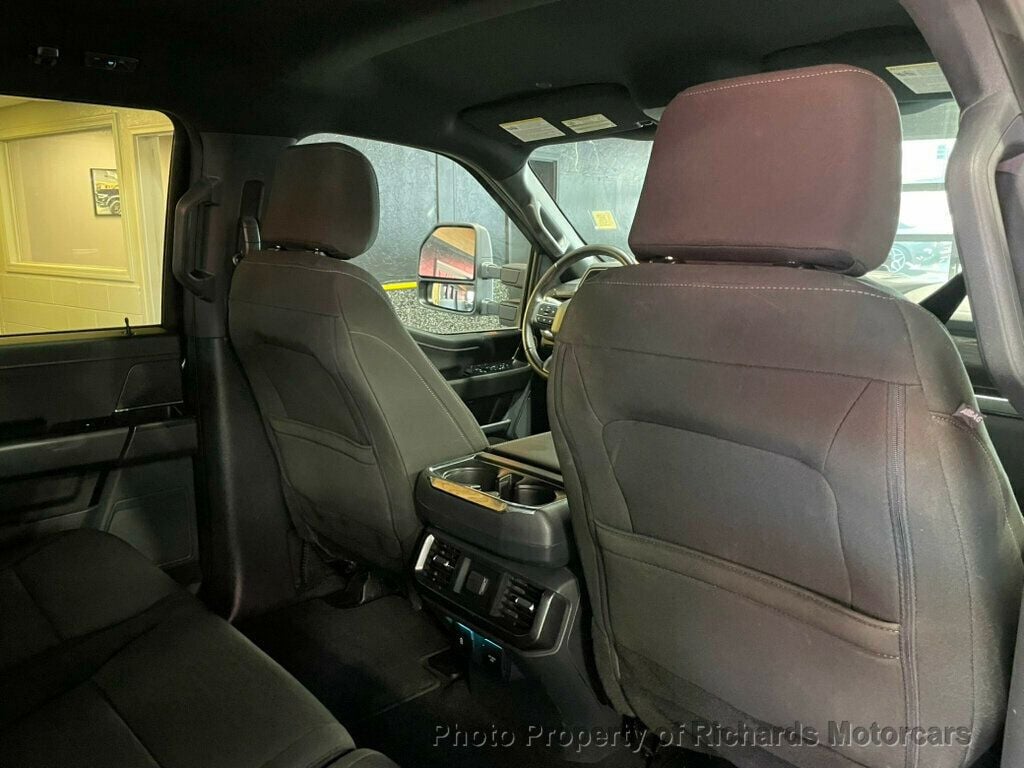 2023 Ford F-150 XLT 4WD SuperCrew 6.5' Box (C15936) - Image 19
