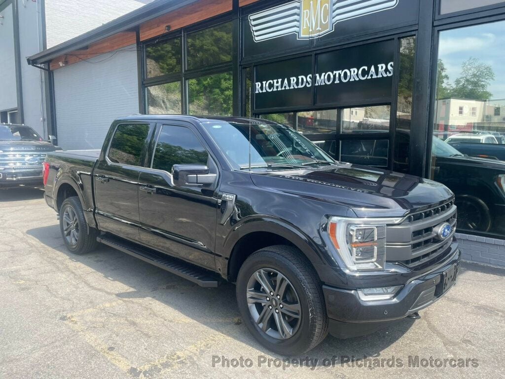 2023 Ford F-150 LARIAT 4WD SuperCrew 5.5' Box (C16035)
