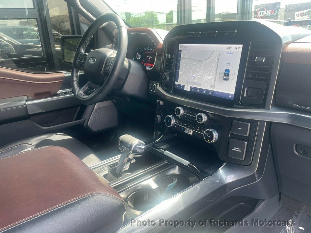 2023 Ford F-150 LARIAT 4WD SuperCrew 5.5' Box (C16035) - Image 23