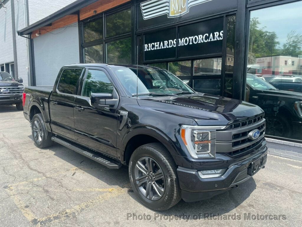 2023 Ford F-150 LARIAT 4WD SuperCrew 5.5' Box (C16025)