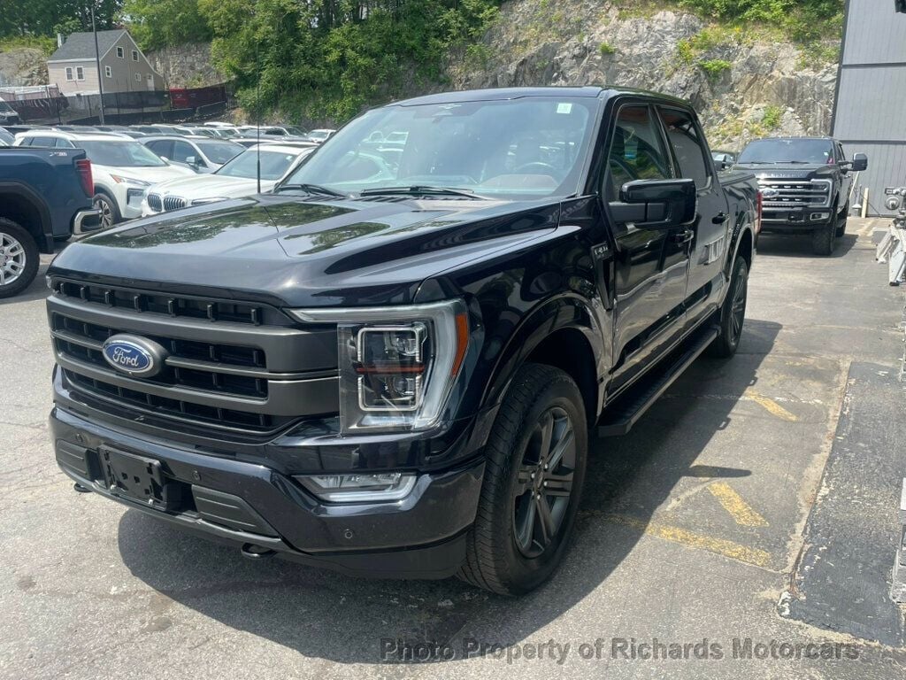 2023 Ford F-150 LARIAT 4WD SuperCrew 5.5' Box (C16025) - Image 5