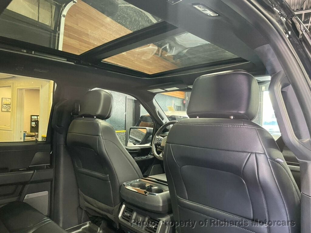 2024 Ford F-150 XLT 4WD SuperCrew 5.5' Box (C16045) - Image 19