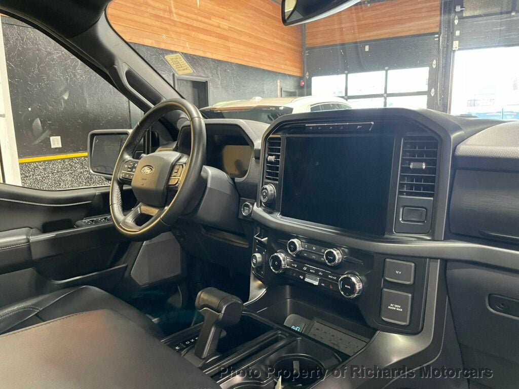 2024 Ford F-150 XLT 4WD SuperCrew 5.5' Box (C16045) - Image 21