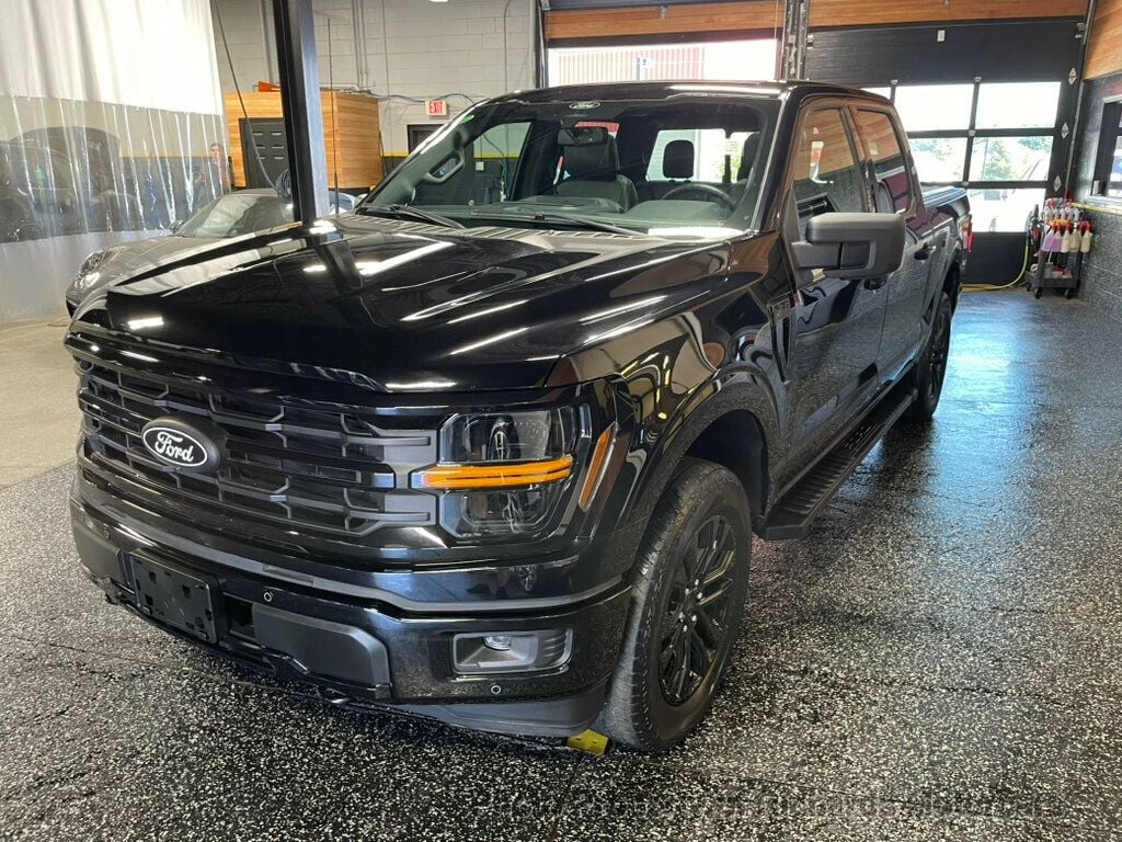 2024 Ford F-150 XLT 4WD SuperCrew 5.5' Box (C16045) - Image 4