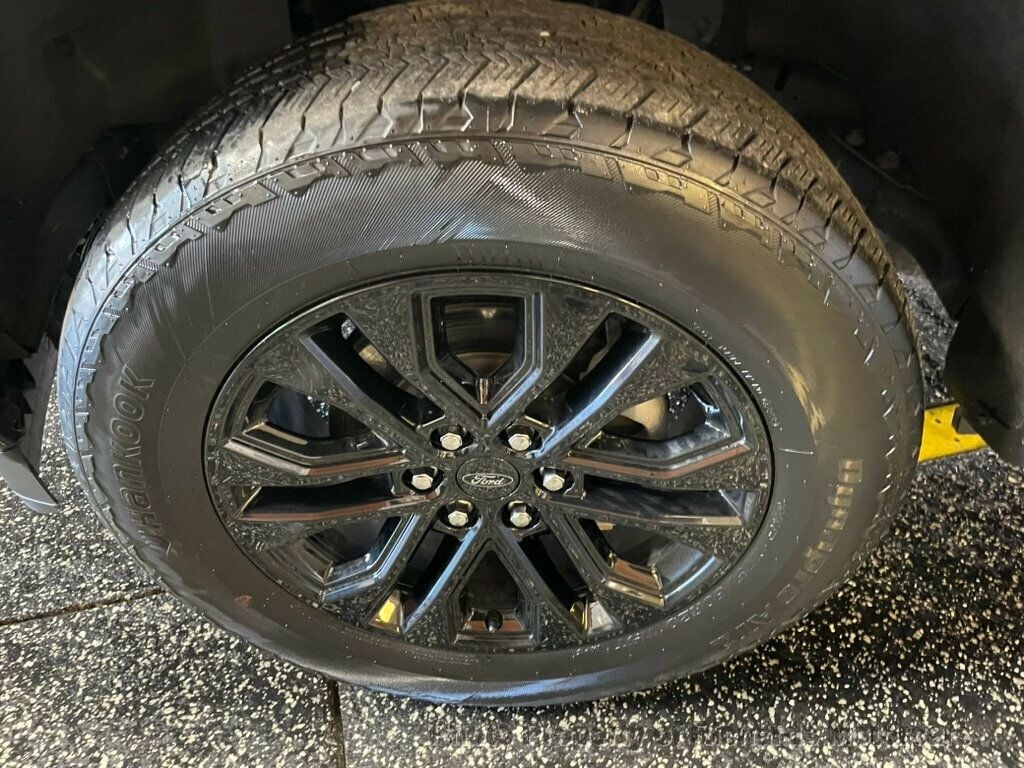 2024 Ford F-150 XLT 4WD SuperCrew 5.5' Box (C16045) - Image 8
