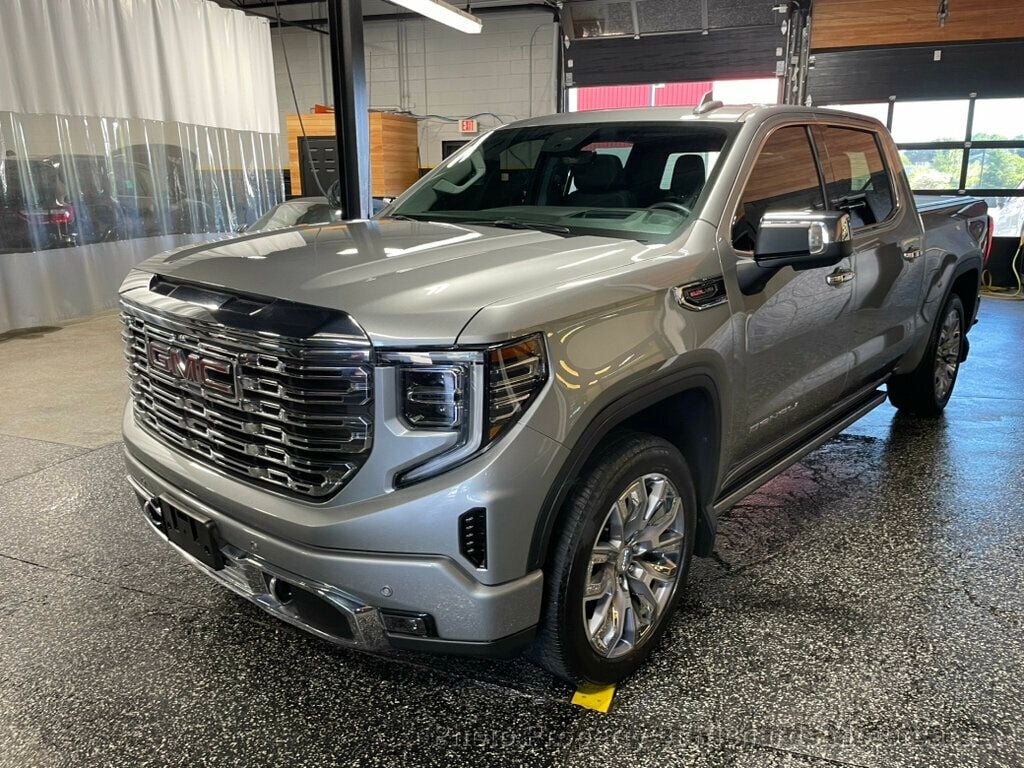 2024 GMC Sierra 1500 4WD Crew Cab 147" Denali (C16059) - Image 3
