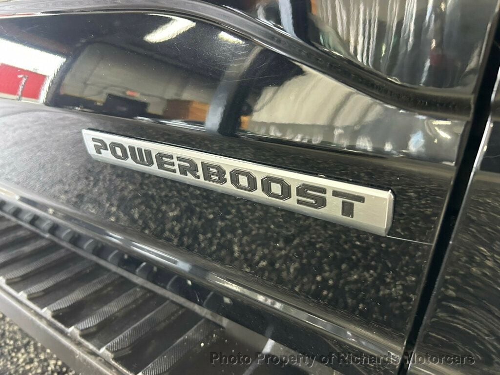 2023 Ford F-150 XLT 4WD SuperCrew 5.5' Box (C15953) - Image 11