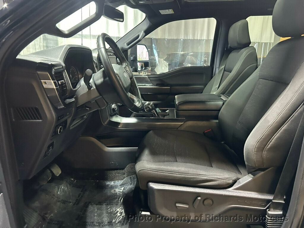 2023 Ford F-150 XLT 4WD SuperCrew 5.5' Box (C15953) - Image 14