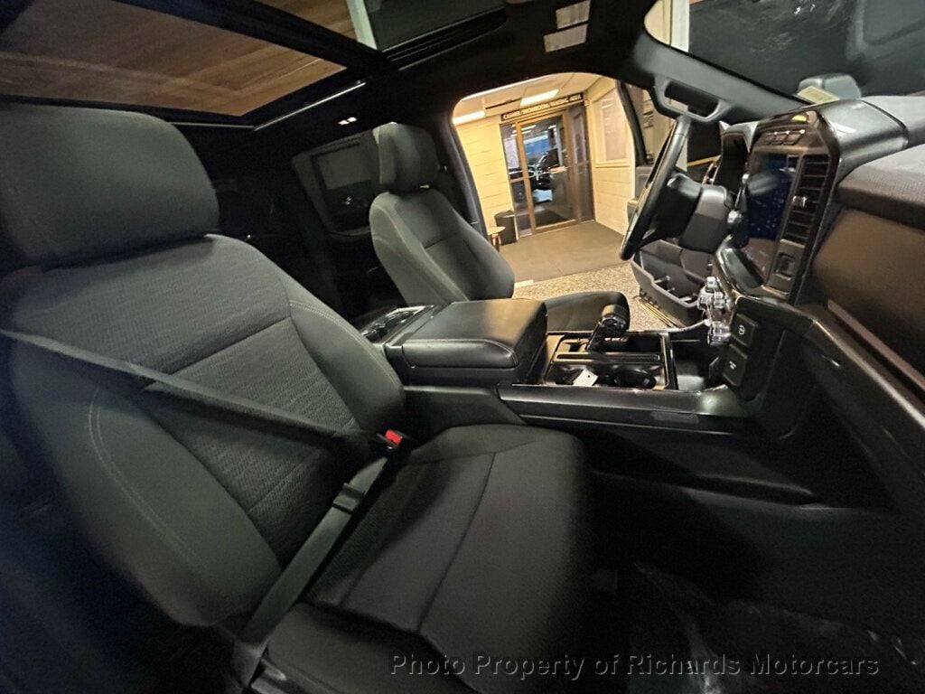 2023 Ford F-150 XLT 4WD SuperCrew 5.5' Box (C15953) - Image 22