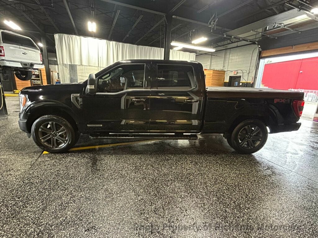 2023 Ford F-150 XLT 4WD SuperCrew 5.5' Box (C15953) - Image 6
