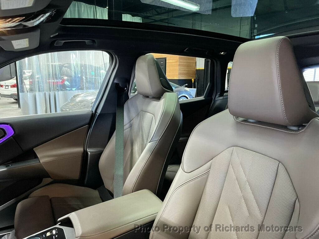 2025 BMW X3 30 xDrive Sports Activity Vehicle (C15986) - Image 13