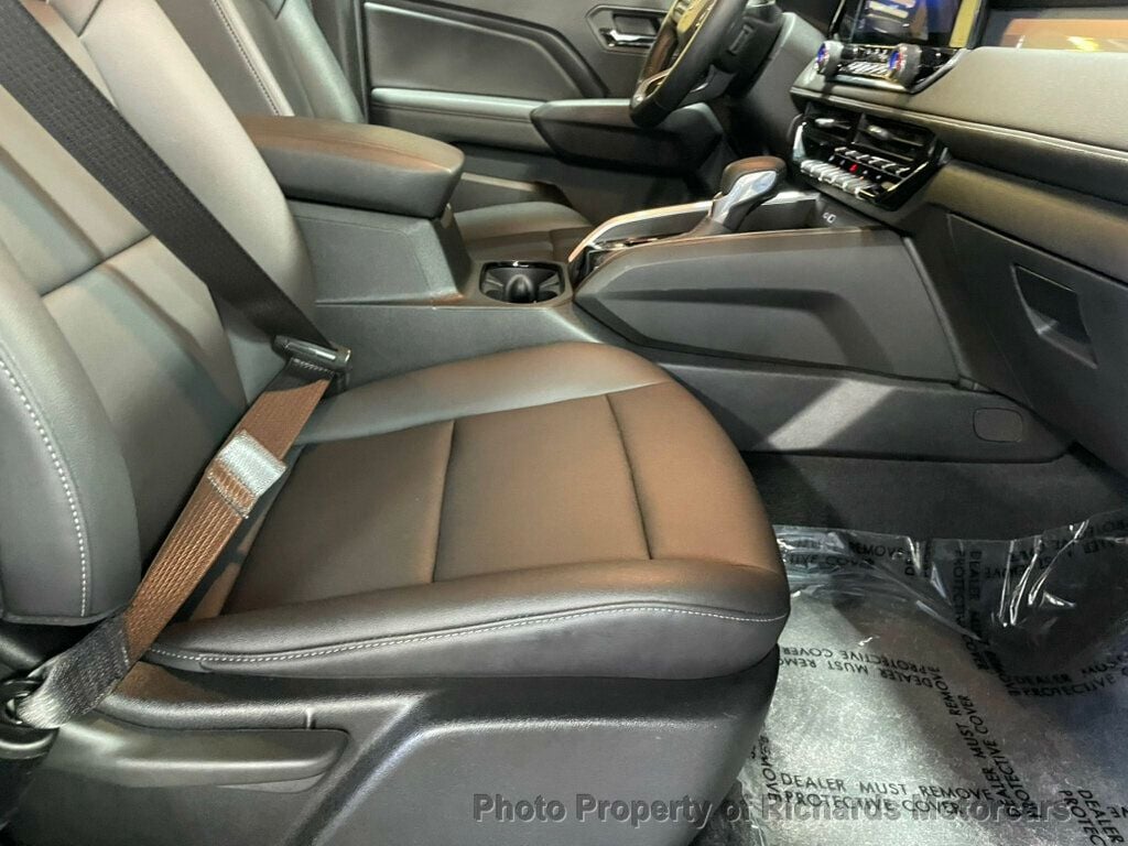 2024 Chevrolet Colorado 4WD Crew Cab LT (C15983) - Image 18