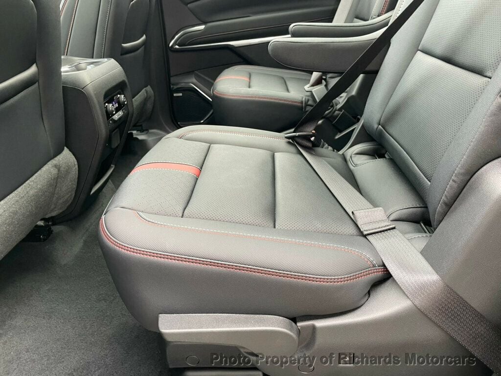 2026 Chevrolet Traverse AWD 4dr RS w/2RS (C16063) - Image 17