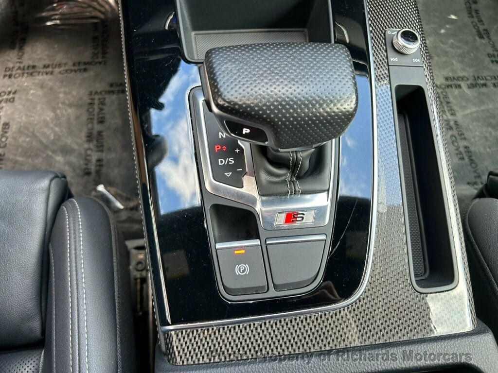 2022 Audi SQ5 Prestige 3.0 TFSI quattro (C16075) - Image 16