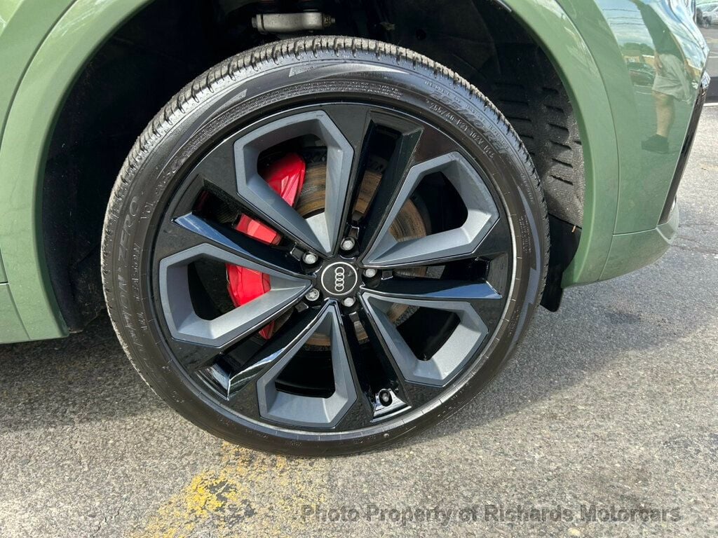 2022 Audi SQ5 Prestige 3.0 TFSI quattro (C16075) - Image 8