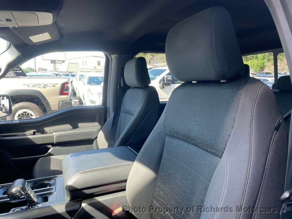 2022 Ford F-150 XLT 4WD SuperCrew 6.5' Box (C15985) - Image 11