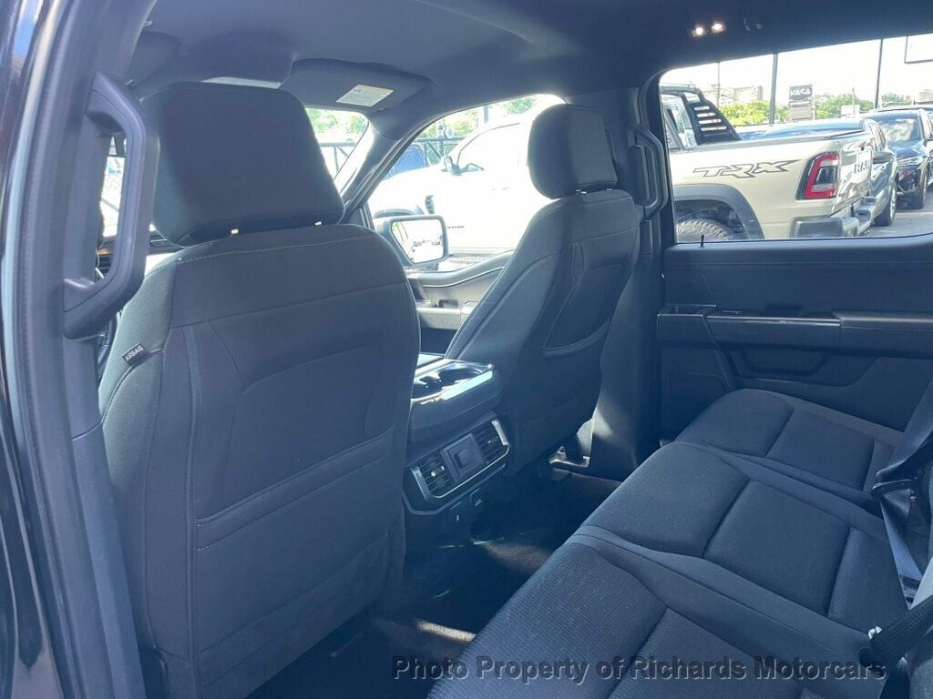 2022 Ford F-150 XLT 4WD SuperCrew 6.5' Box (C15985) - Image 17