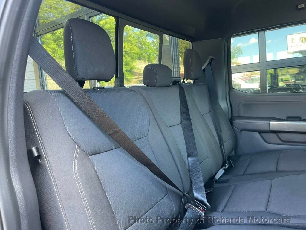 2022 Ford F-150 XLT 4WD SuperCrew 6.5' Box (C15985) - Image 18
