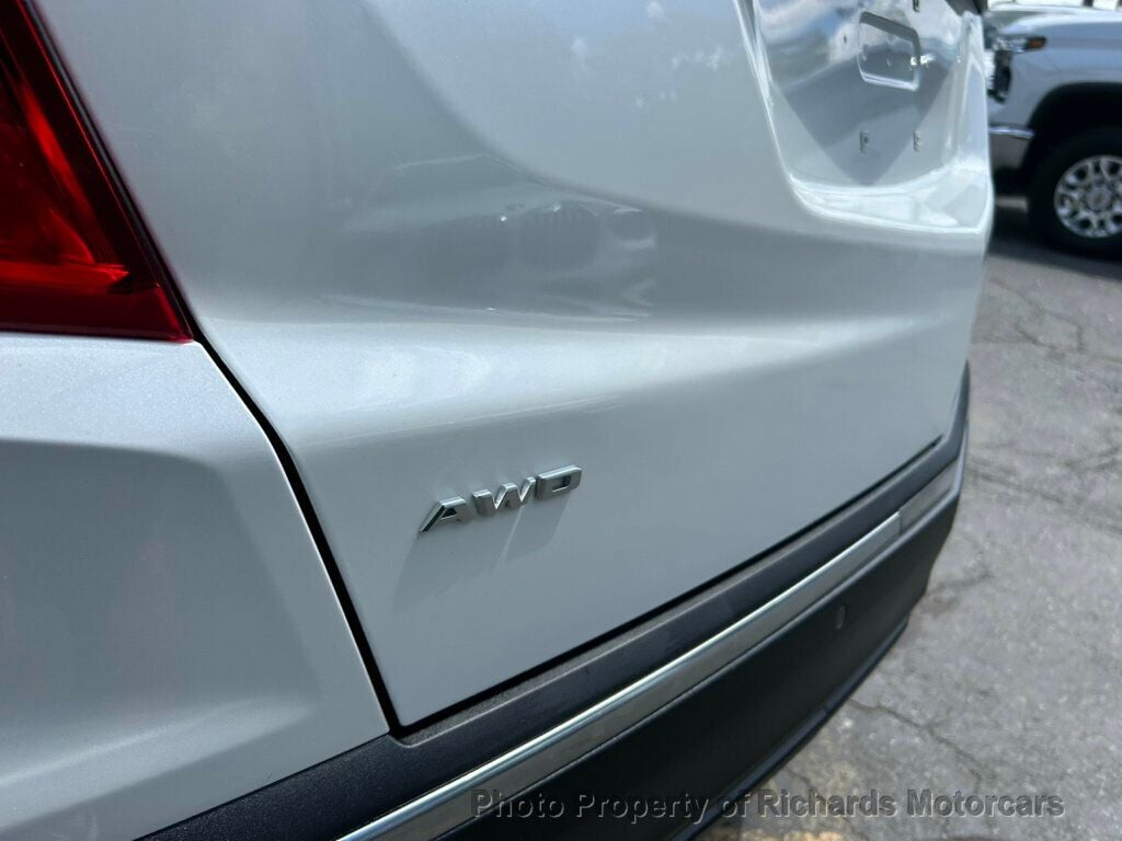 2018 Cadillac XT5 Crossover AWD 4dr Luxury (C16006) - Image 11