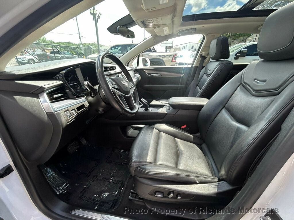 2018 Cadillac XT5 Crossover AWD 4dr Luxury (C16006) - Image 12