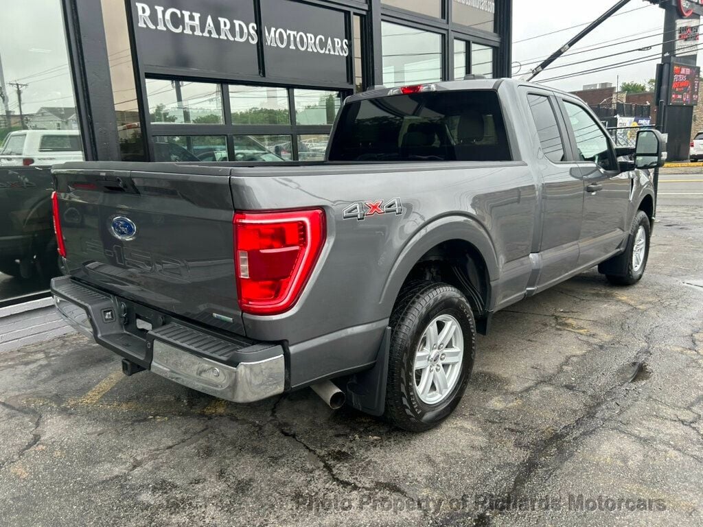 2022 Ford F-150 XLT 4WD SuperCab 6.5' Box (C15995) - Image 2