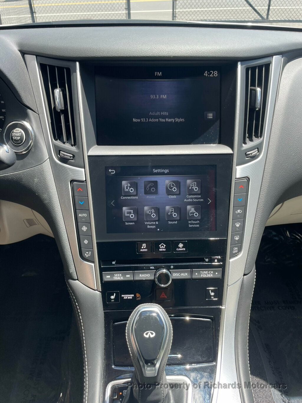 2023 INFINITI Q50 LUXE AWD (C16055) - Image 14