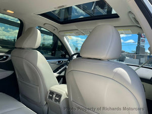 2023 INFINITI Q50 LUXE AWD (C16055) - Image 18