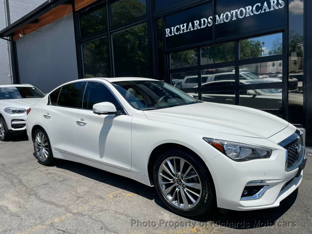 2023 INFINITI Q50 LUXE AWD (C16055)