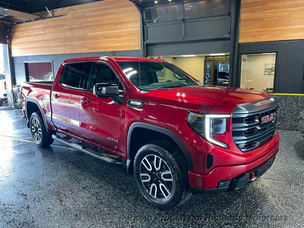 2024 GMC Sierra 1500 4WD Crew Cab 147" AT4 (C16090)