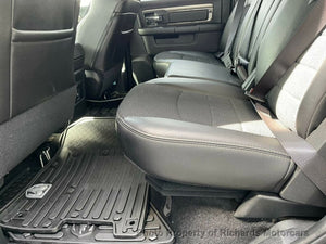 2017 Ram 1500 Night 4x4 Crew Cab 5'7" Box (C16074) - Image 15
