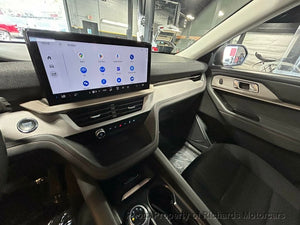 2025 Ford Explorer Active 4WD (C16078) - Image 14