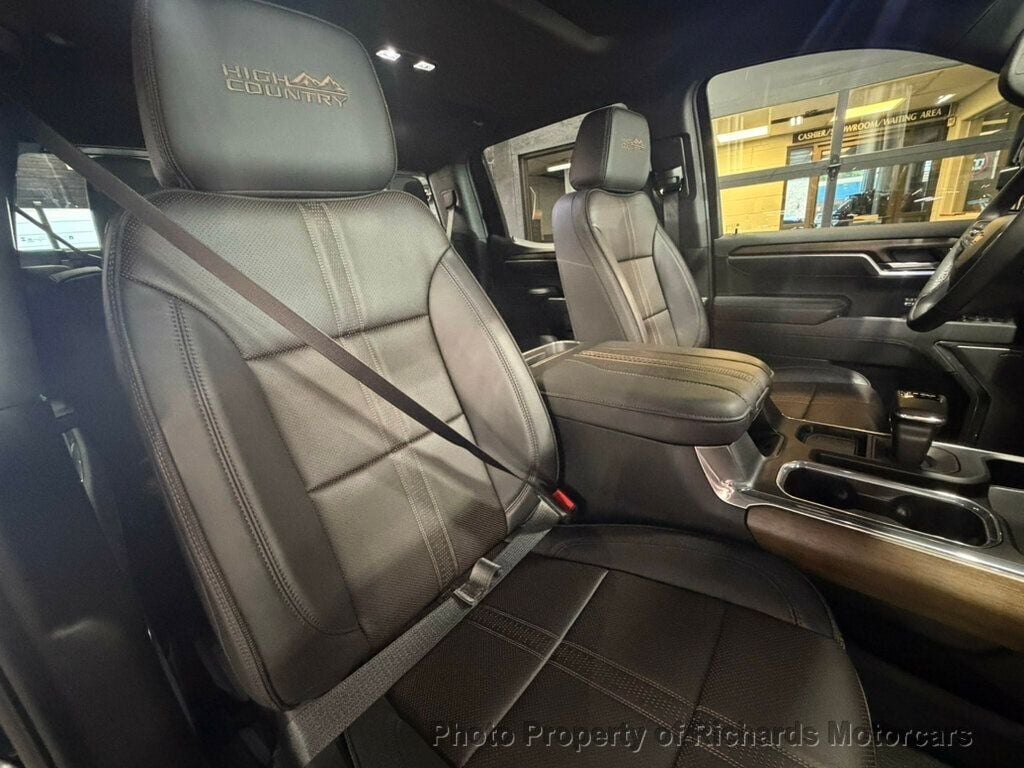 2025 Chevrolet Silverado 1500 4WD Crew Cab 147" High Country (C16066) - Image 22