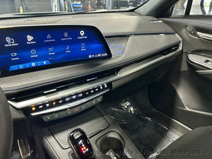 2025 Cadillac XT4 AWD 4dr Sport (C16099) - Image 14