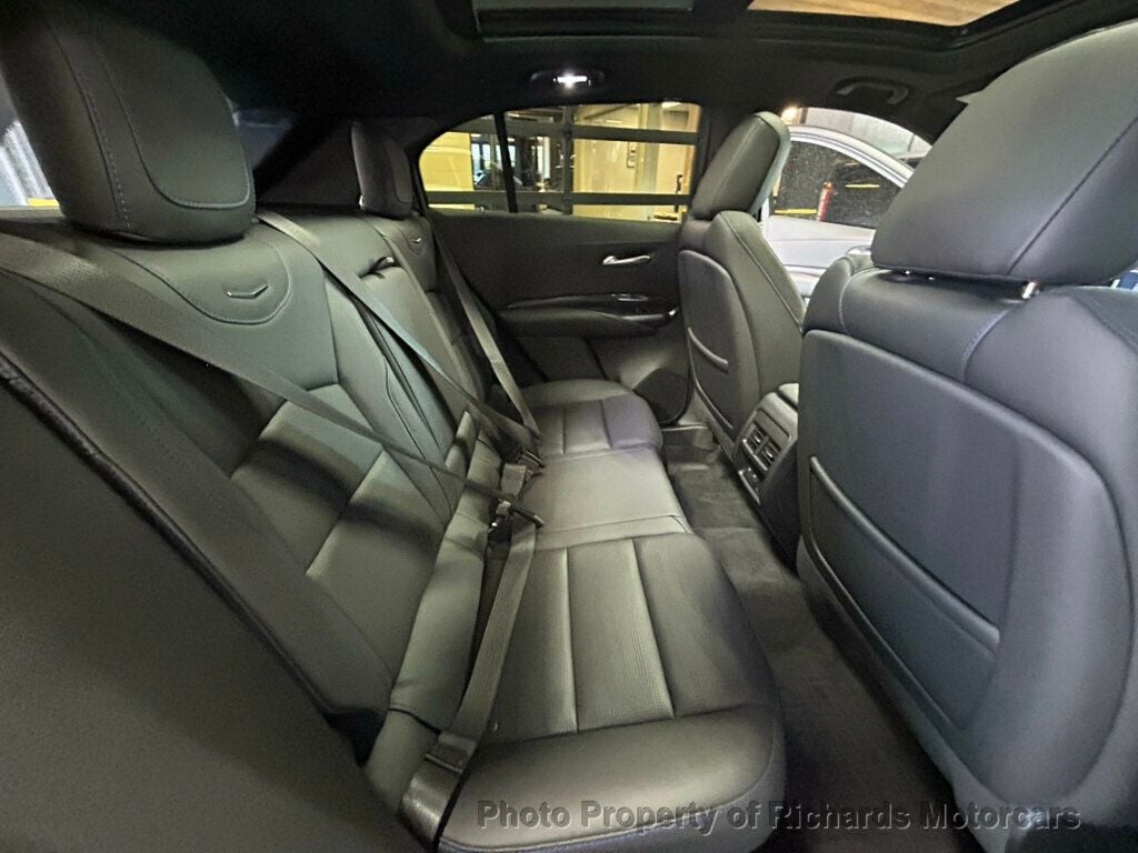 2025 Cadillac XT4 AWD 4dr Sport (C16099) - Image 20