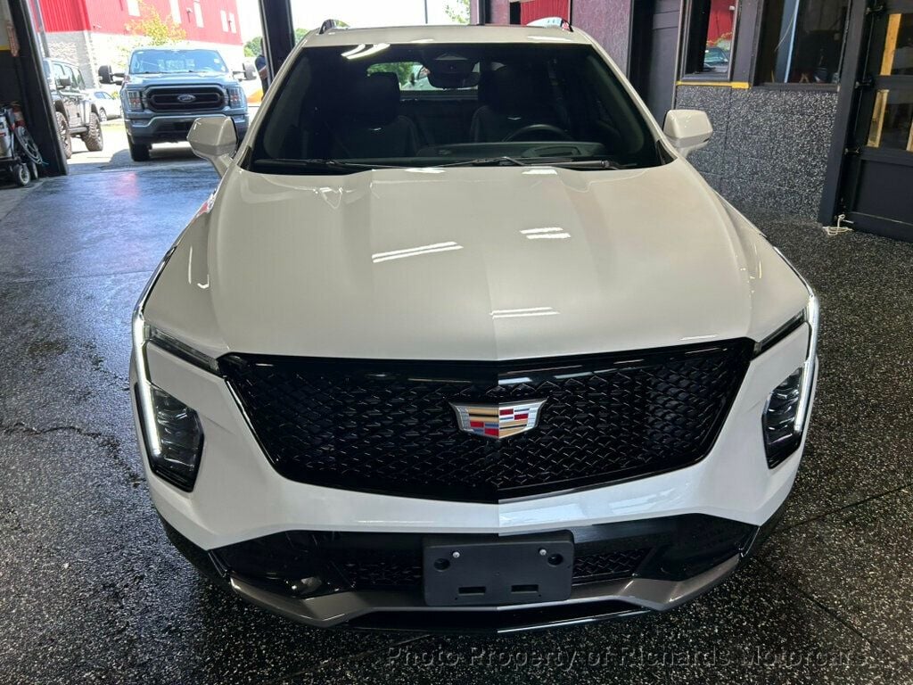 2025 Cadillac XT4 AWD 4dr Sport (C16099) - Image 7