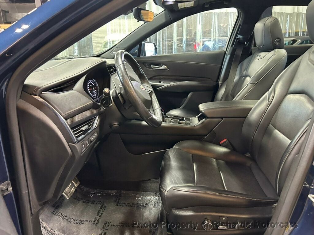 2019 Cadillac XT4 AWD 4dr Sport (C16056) - Image 13