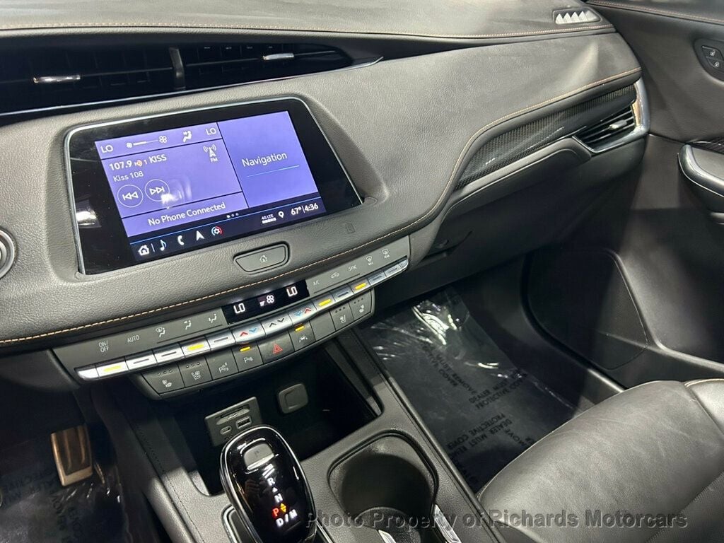 2019 Cadillac XT4 AWD 4dr Sport (C16056) - Image 15