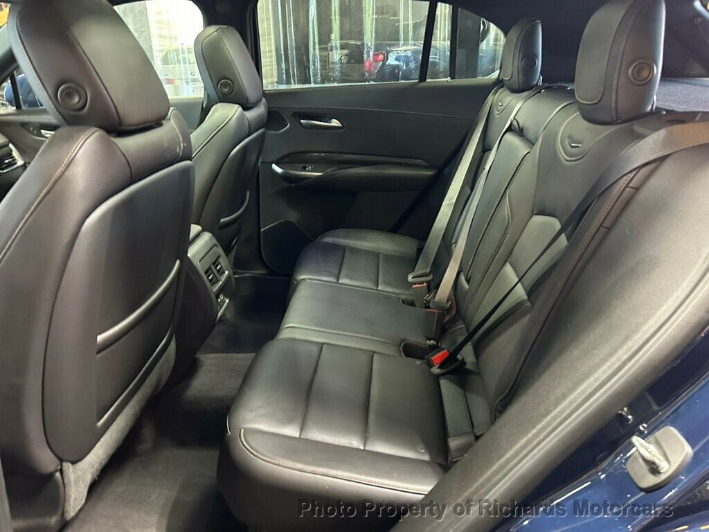 2019 Cadillac XT4 AWD 4dr Sport (C16056) - Image 18